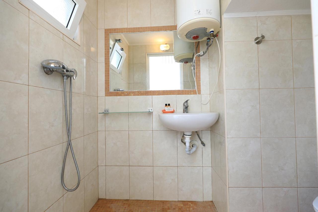 C22 - Beco Do Poco Beach Townhouse In Praia Da Luz Exterior photo