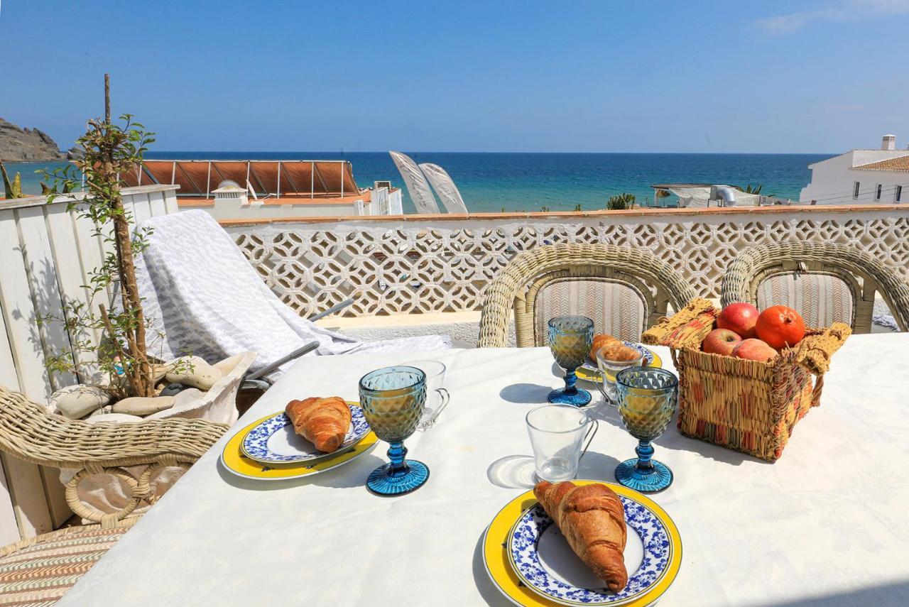 C22 - Beco Do Poco Beach Townhouse In Praia Da Luz Exterior photo